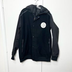 Billabong Black Varsity Style Outdoor 30 Degree Snow Jacket NWT Large NWT